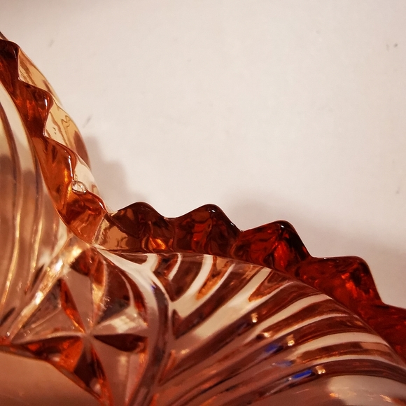 Vintage Pink Four Leaf Clover Cut Glass Trinket Dish - Picture 12 of 12